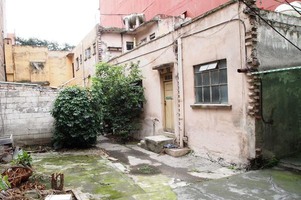 Venta/Edificio para demoler a precio de terreno/Del Valle Norte