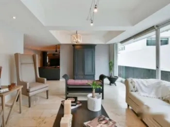 Departamento en  Venta Paseo de Laureles 