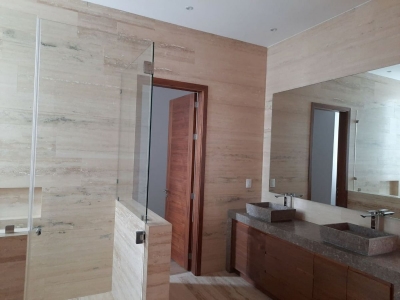 DEPARTAMENTO EN VENTA EN INTERLOMAS 104 2 NIVELES
