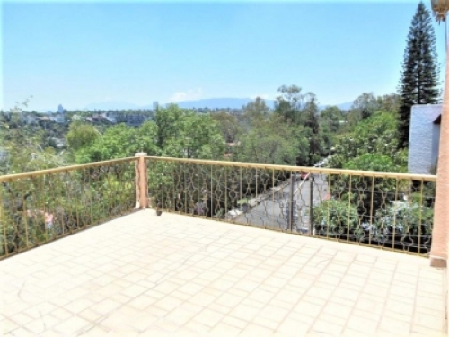 Casa En Venta En Héroes De La Revolución Cda. De Genovevo 