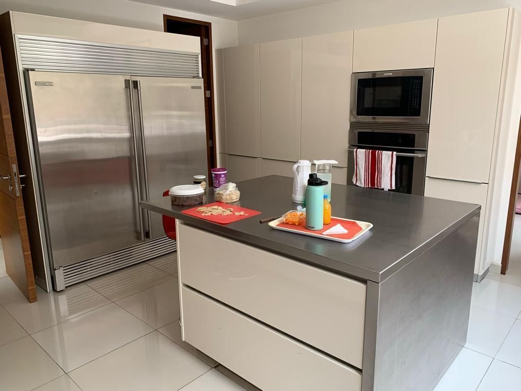 Venta de Casa en Condominio Cumbres de Santa Fe