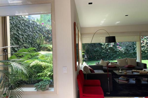 Venta de Casa en Condominio Cumbres de Santa Fe