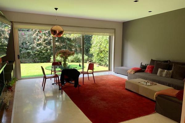 Venta de Casa en Condominio Cumbres de Santa Fe