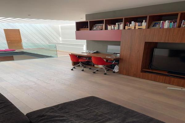 Venta de Casa en Condominio Cumbres de Santa Fe
