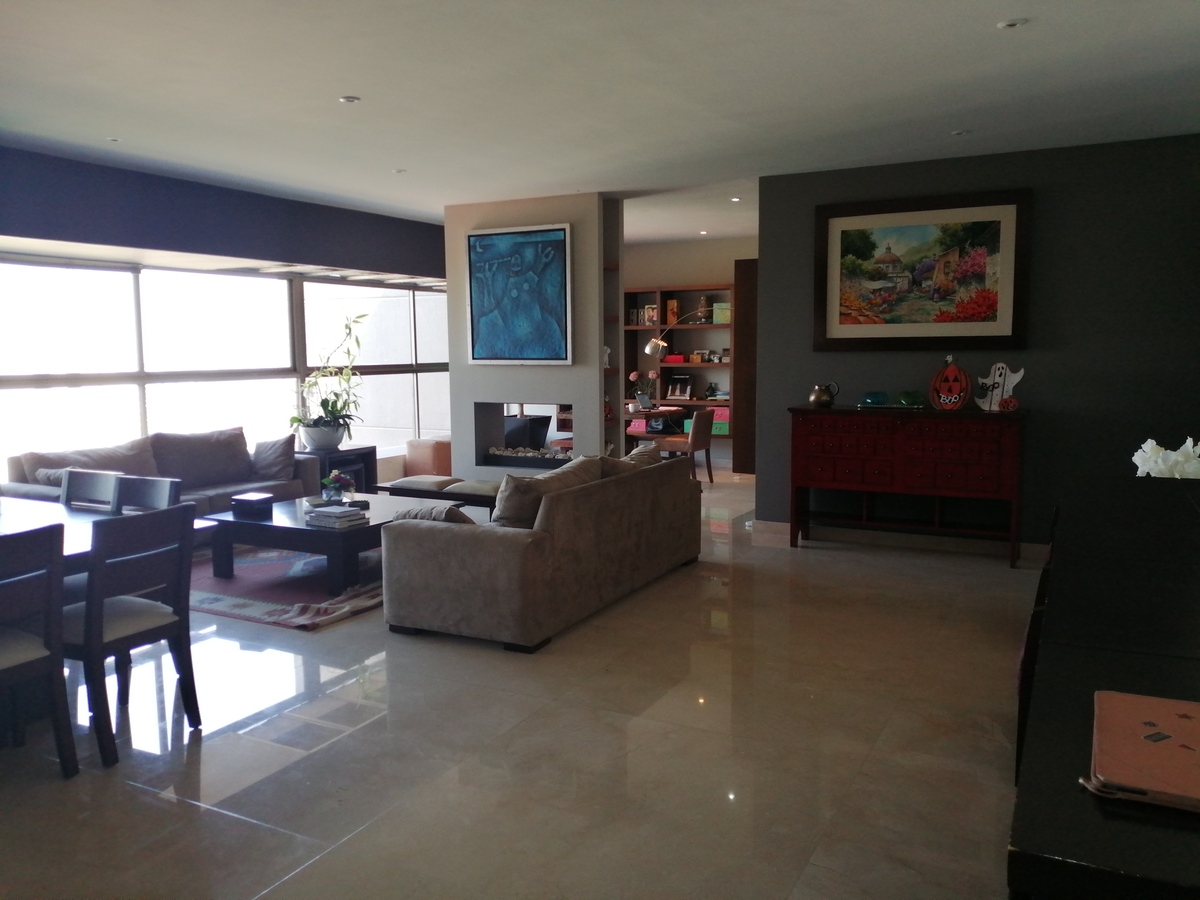 Venta de Pent-House en Residencial Dos Vistas en La Loma Santa Fe
