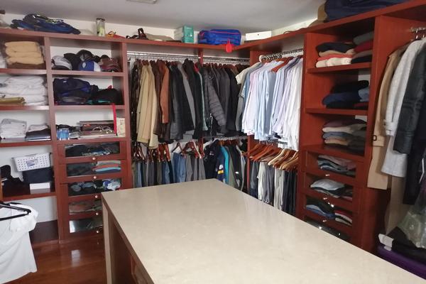 Venta de Pent-House en Residencial Dos Vistas en La Loma Santa Fe