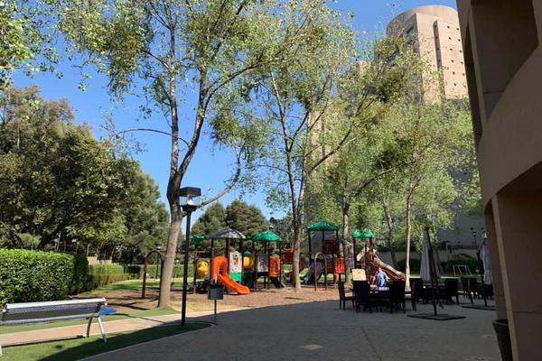 Venta de Pent-House en Residencial Dos Vistas en La Loma Santa Fe