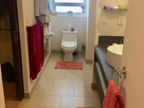 Departamento En Venta En Hacienda De Las Palmas