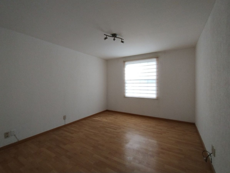 Departamento En Renta En Pedregal 2, Edificio Rodas Piso 2