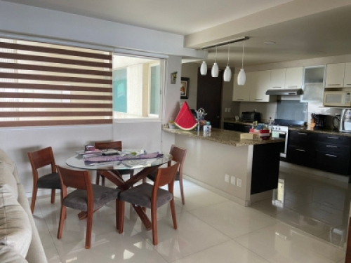 Departamento En Venta En Lomas Country Club