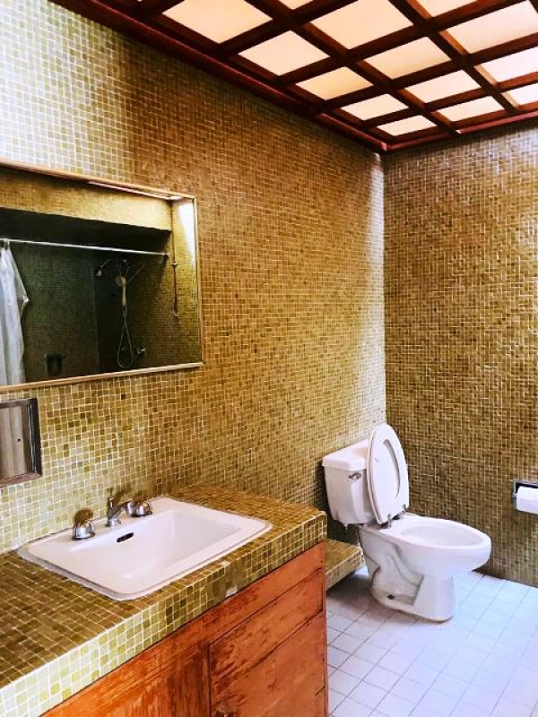 TORRENTE. Terreno en venta en las Águilas. Excelente para desarrolladores