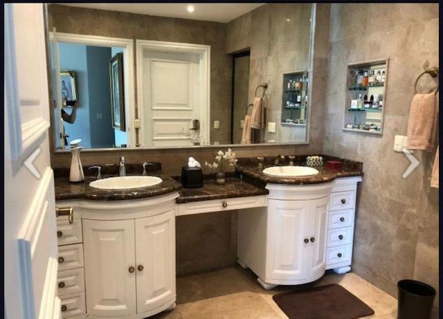 Departamento En Venta En Bosques De Las Lomas Con Excelentes áreas Comunes.
