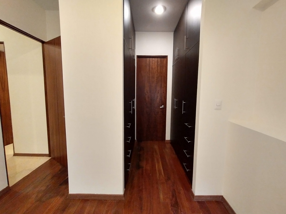 Renta Departamento En Grand Tower Del Valle, Piso 3 Interior