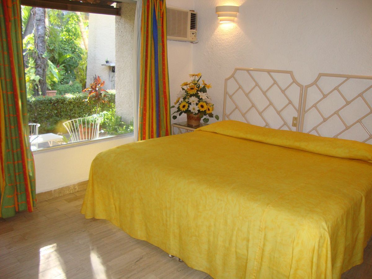 VENTA HOTEL ACAPULCO COSTERA