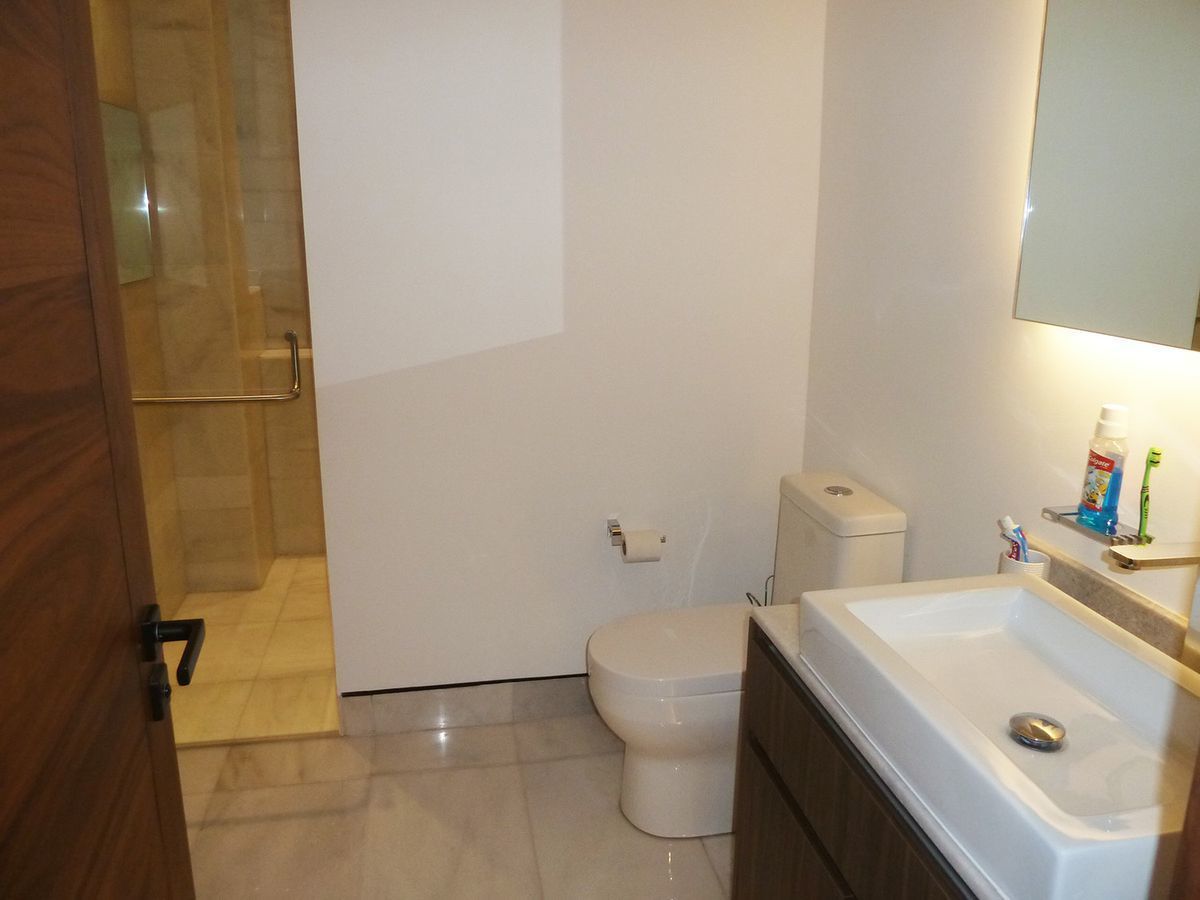 departamento en venta en lomas country club, raíces