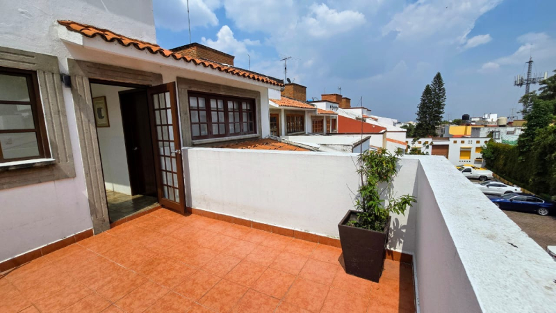 Casa En Venta, Av. Toluca, Col. Olivar De Los Padres 
