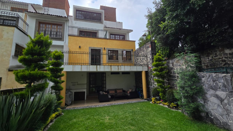 Casa En Venta, Av. Toluca, Col. Olivar De Los Padres 