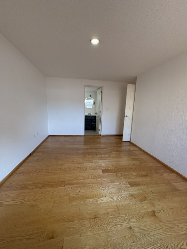 Renta Departamento 3 Recámaras Toriello Guerra