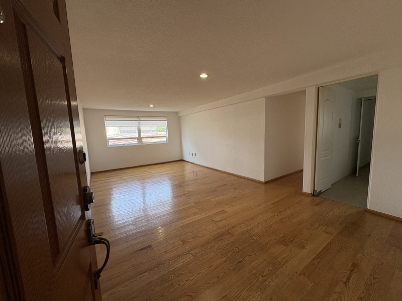 Renta Departamento 3 Recámaras Toriello Guerra