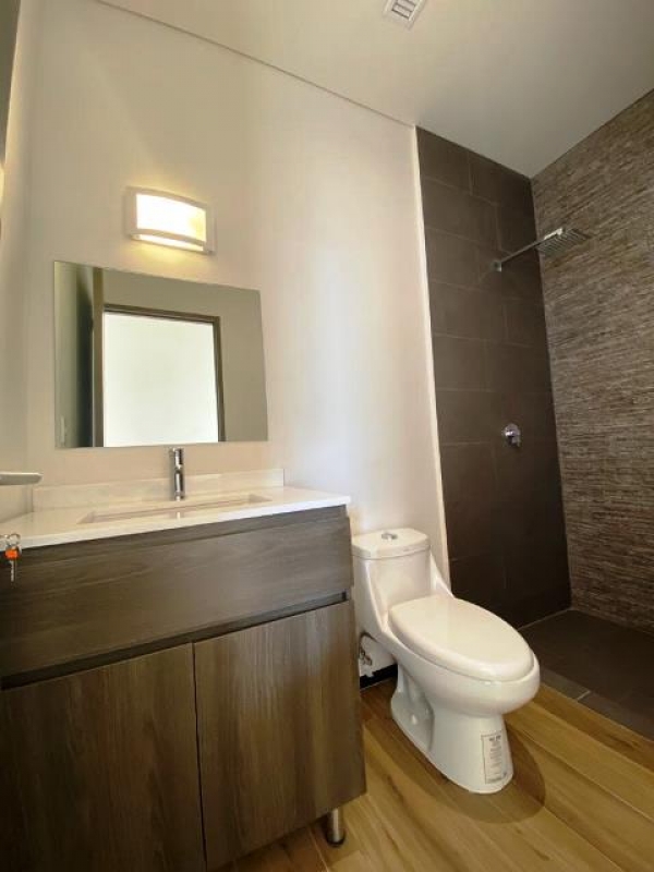 cittá san jerónimo, av. de las torres, pent house nuevo con balcón