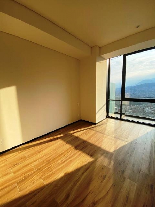 cittá san jerónimo, av. de las torres, pent house nuevo con balcón