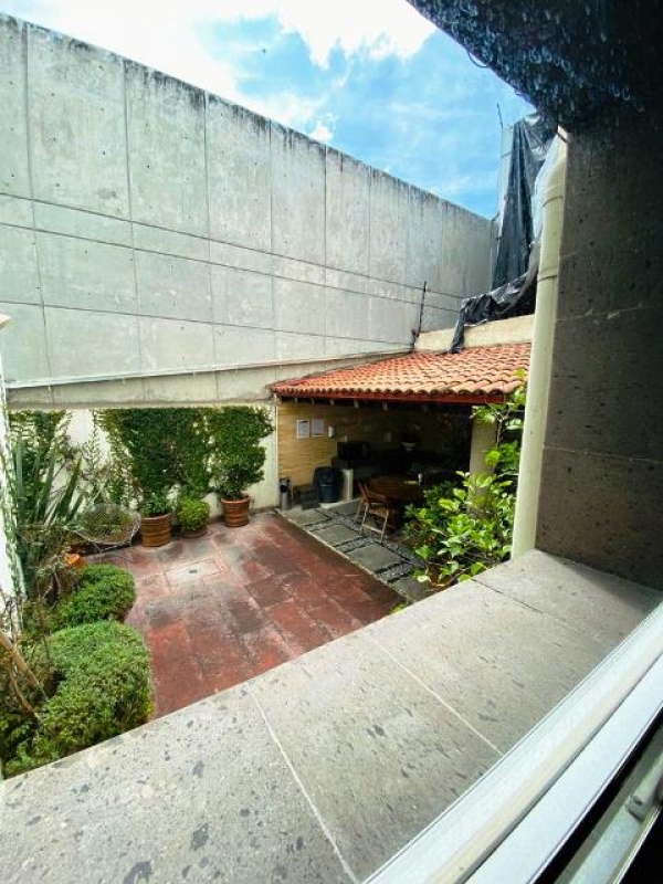 PRADO NORTE, Casa con Uso de Suelo Comercial y de Oficinas. Venta y Renta