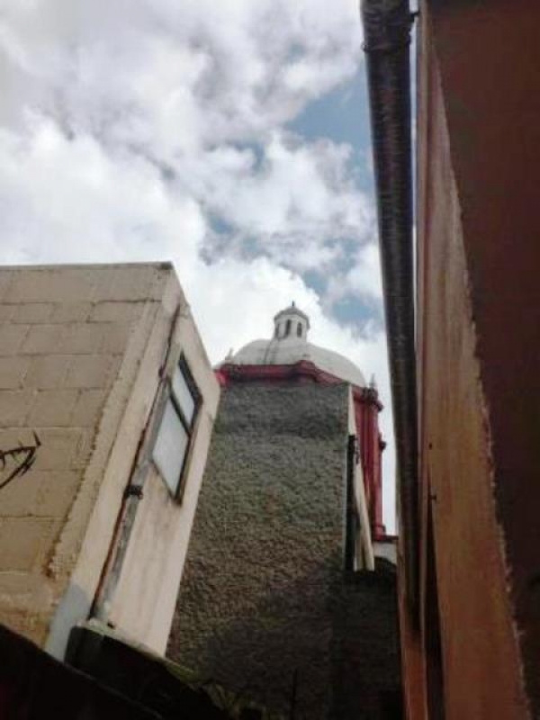 GOB. JOS�? CEBALLOS, 2 casas x 1. Se venden como terreno. ¡BAJA DE PRECIO!