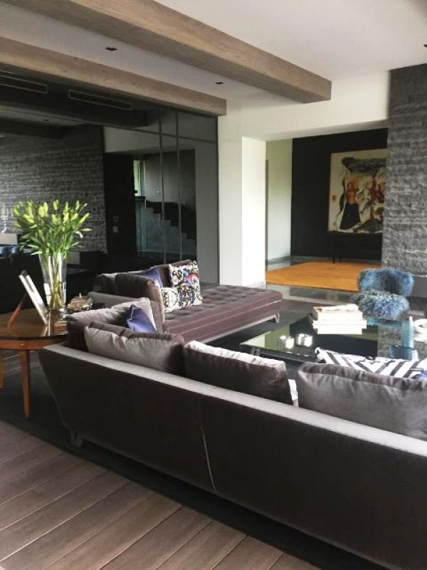 MIL CUMBRES (Calle Cerrada), Espectacular Planta Jardín en Venta