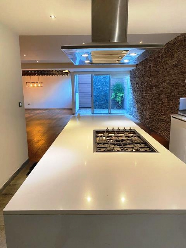 ARQUÍMEDES. Garden House con 2 terrazas. Con áreas comunes. BAJA DE PRECIO