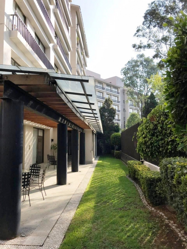 el refugio, la loma santa fe, garden house en venta. jardín y terraza privados