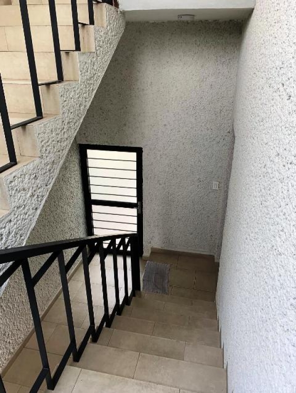 tuxpan, roma sur. oficina en renta. en 1er piso. excelente ubicación