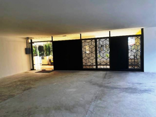 BOSQUE DE DURAZNOS, Oficina en Renta. Espacio para acondicionar. $5,175.00 USD