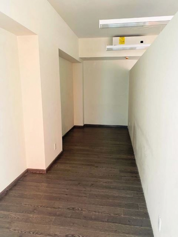 LA CITE, Oficina en 4to piso. Nueva. Excelente ubicación