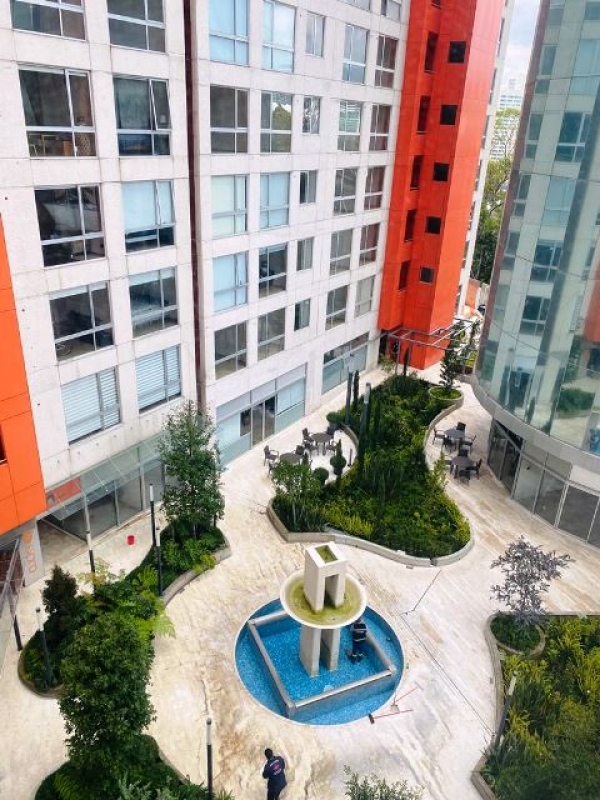 LA CITE, Oficina en 4to piso. Nueva. Excelente ubicación