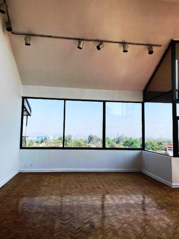 intersol reforma, pent house en 2 niveles, con terraza. para remodelar