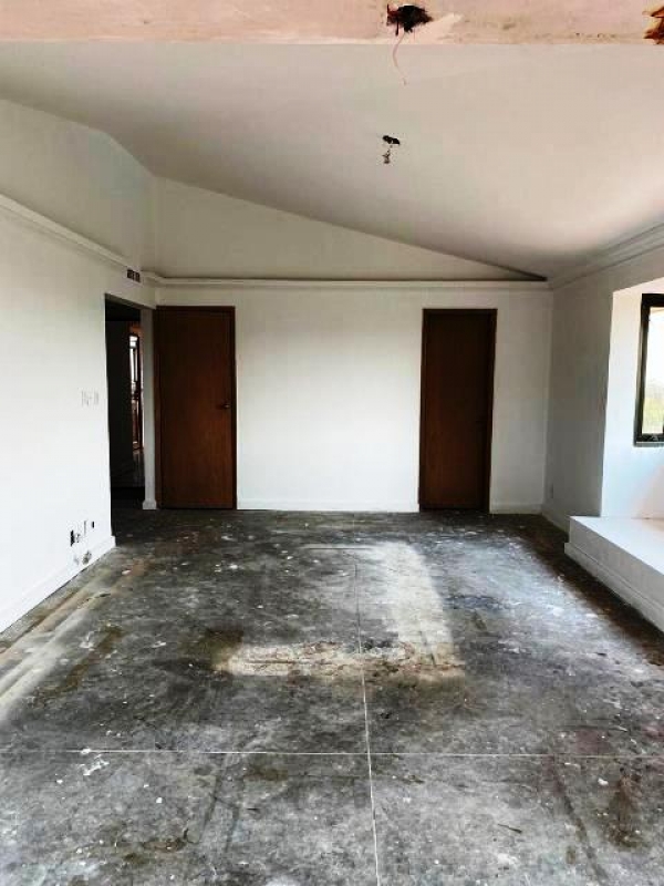intersol reforma, pent house en 2 niveles, con terraza. para remodelar