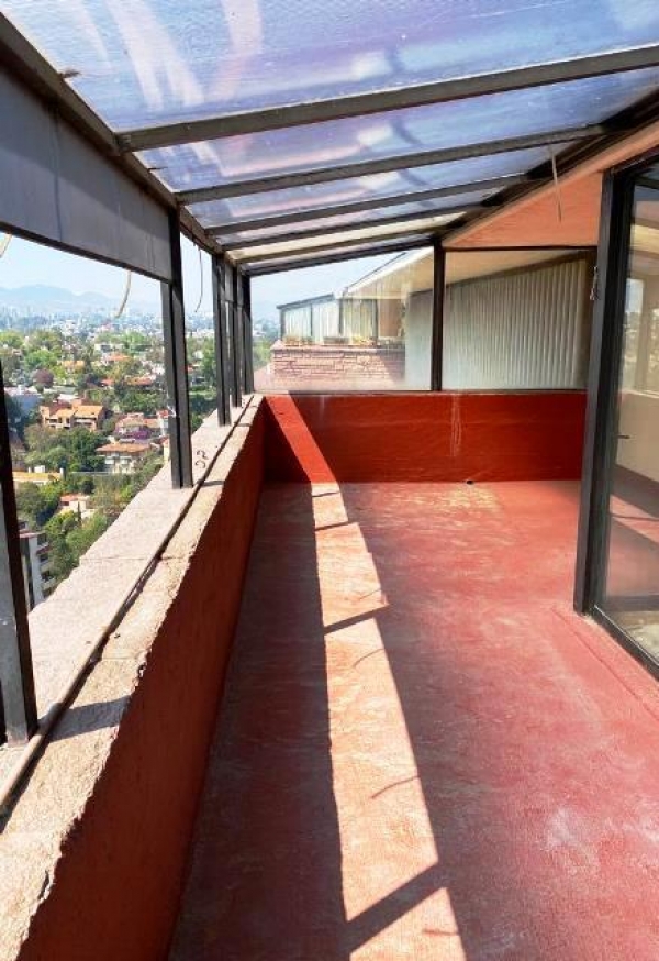 intersol reforma, pent house en 2 niveles, con terraza. para remodelar