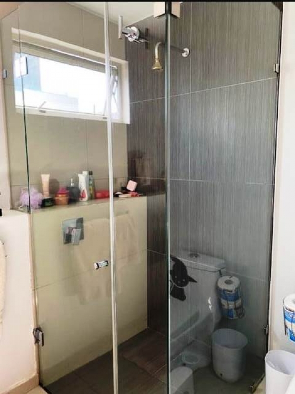 residencial infiniti santa fe, con 2da recámara o estudio. piso alto