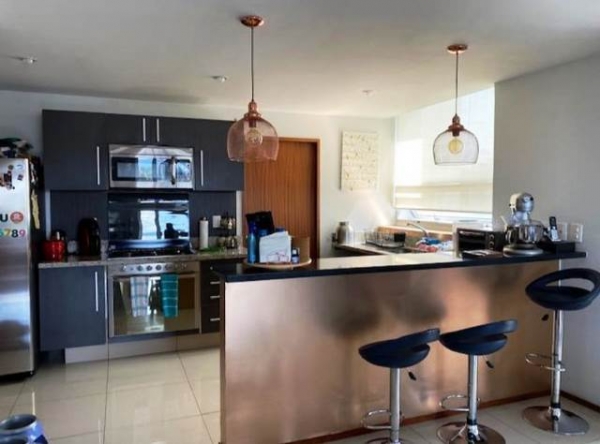 residencial infiniti santa fe, con 2da recámara o estudio. piso alto