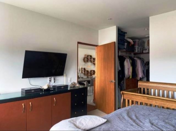 residencial infiniti santa fe, con 2da recámara o estudio. piso alto