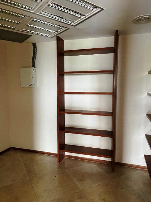paseo de los laureles. 4 oficinas que se rentan juntas. uso comercial también