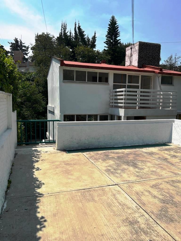 cerrada de las fuentes, en cerrada de 4 casitas en lomas de tecamachalco
