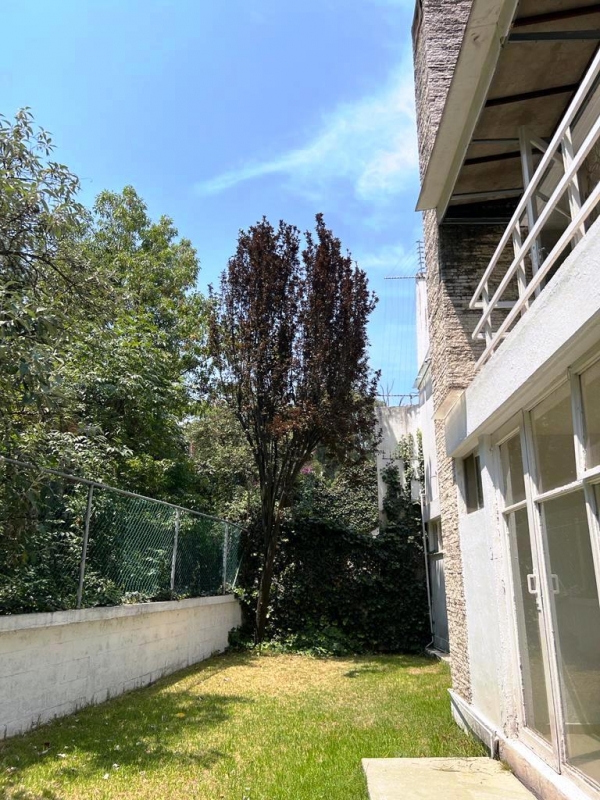 cerrada de las fuentes, en cerrada de 4 casitas en lomas de tecamachalco