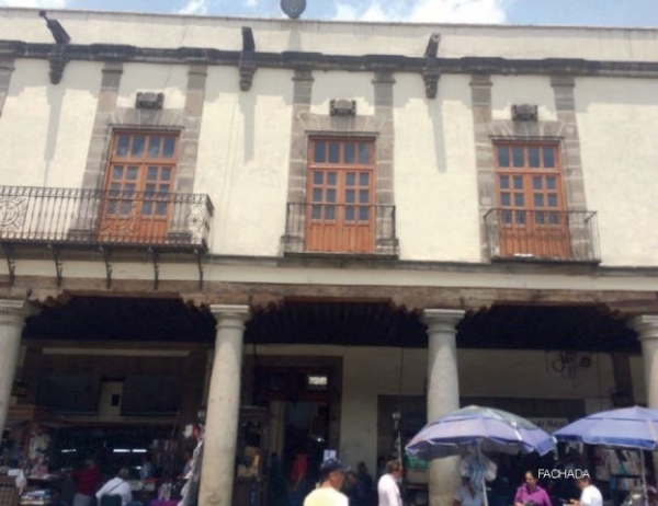 centro histórico cdmx, plaza de santo domingo, edificio colonial en venta