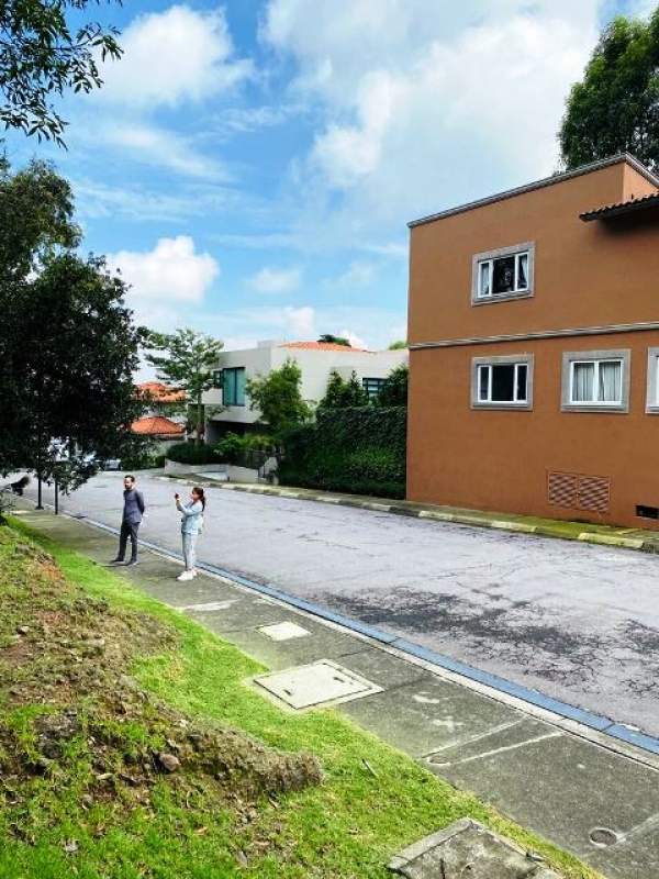 carr. mex-toluca terreno en fracc, junto al hotel suites y villas contadero
