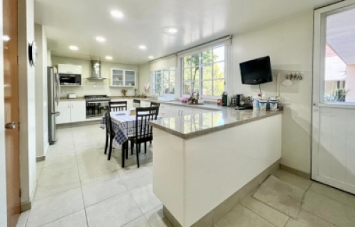 Hermosa Casa En Privada En Venta 