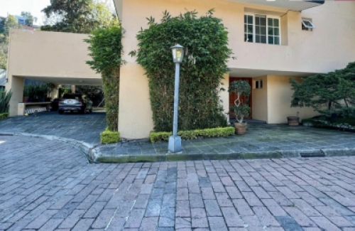 Hermosa Casa En Privada En Venta 