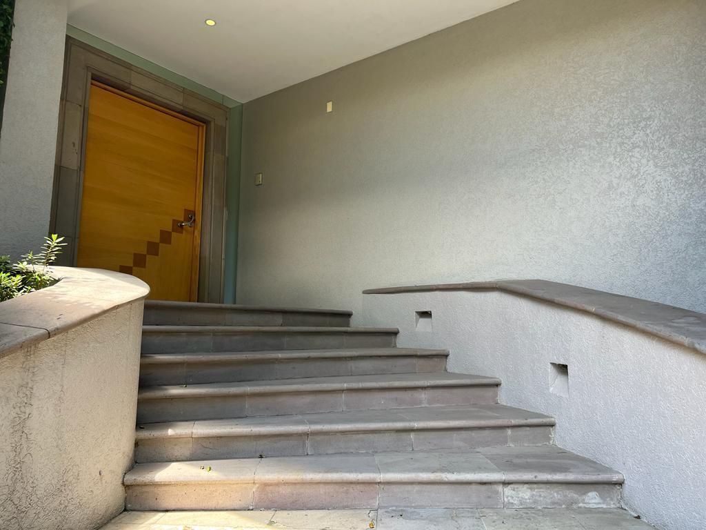 Espectacular casa en venta en Hacienda Santa Fe