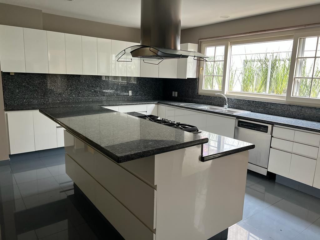 Espectacular casa en venta en Hacienda Santa Fe