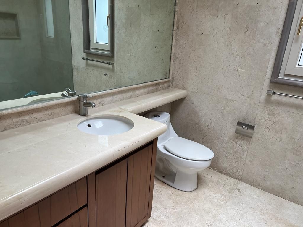 Espectacular casa en venta en Hacienda Santa Fe